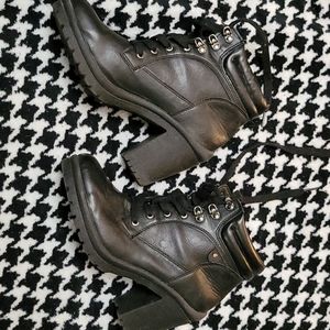 Rubber heeled ankle style boots